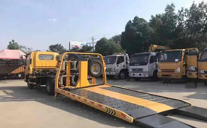 贡觉汽车中途维修案例
